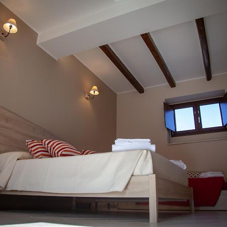 Al Centro Casa Vacanze Mistretta ห้อง รูปภาพ