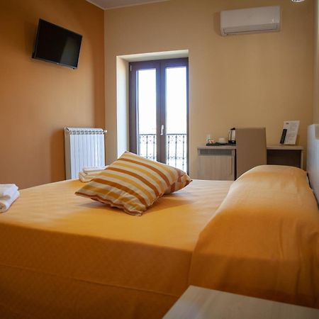 Al Centro Casa Vacanze Mistretta ห้อง รูปภาพ
