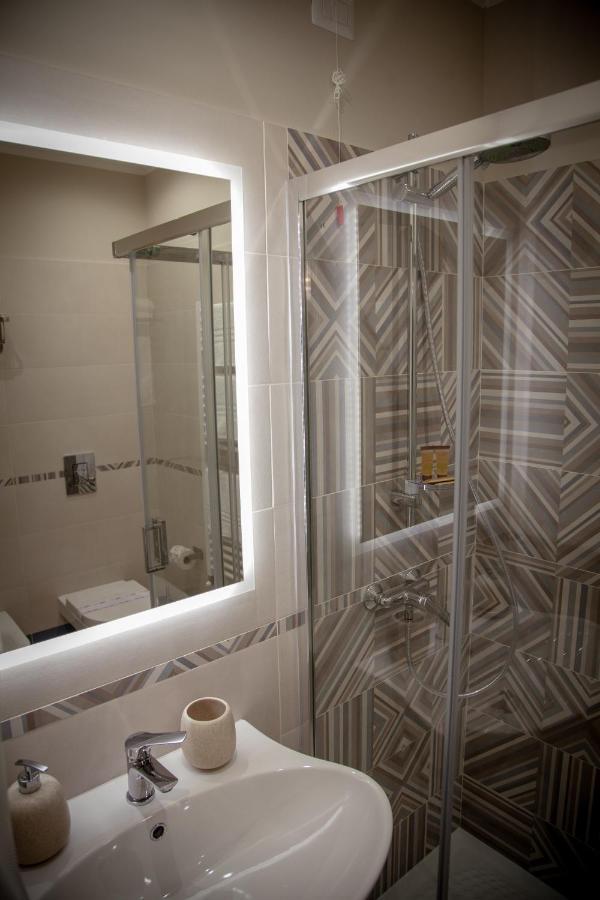 Al Centro Casa Vacanze Mistretta ภายนอก รูปภาพ
