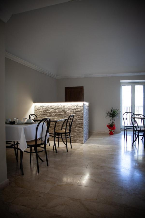 Al Centro Casa Vacanze Mistretta ภายนอก รูปภาพ